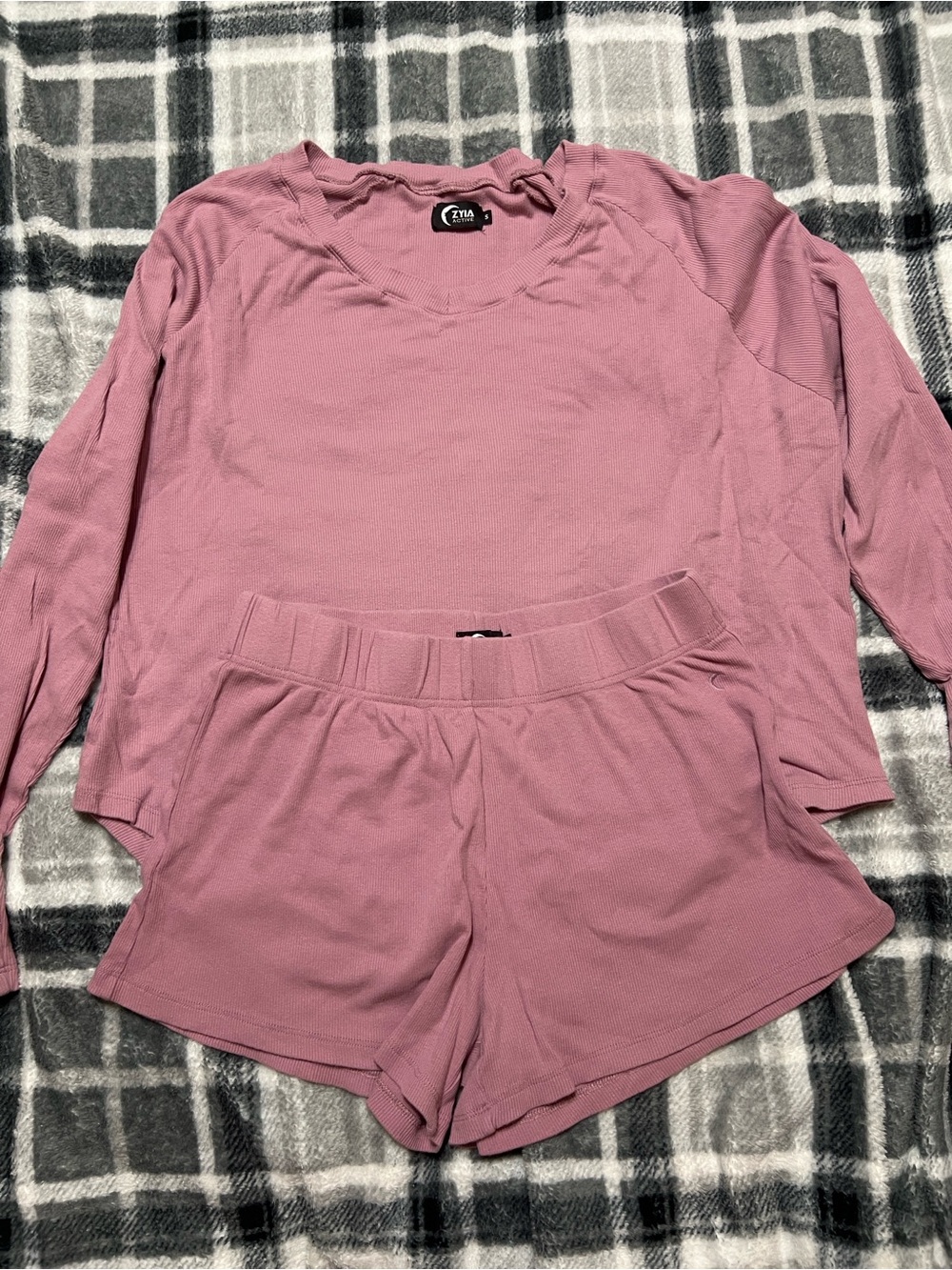 Zyia Ribbed Lounge Set - Long Sleeve Top & Shorts